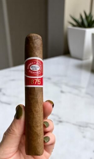 1875 Romeo Y Julieta Bully 5x50 (25มวน)