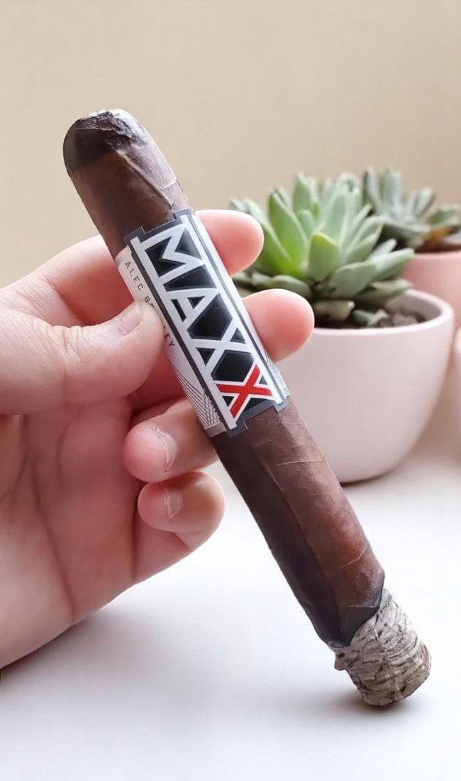 ซื้อ Alec Bradley MAXX Maduro ง่ายๆ ออนไลน์ 🛒