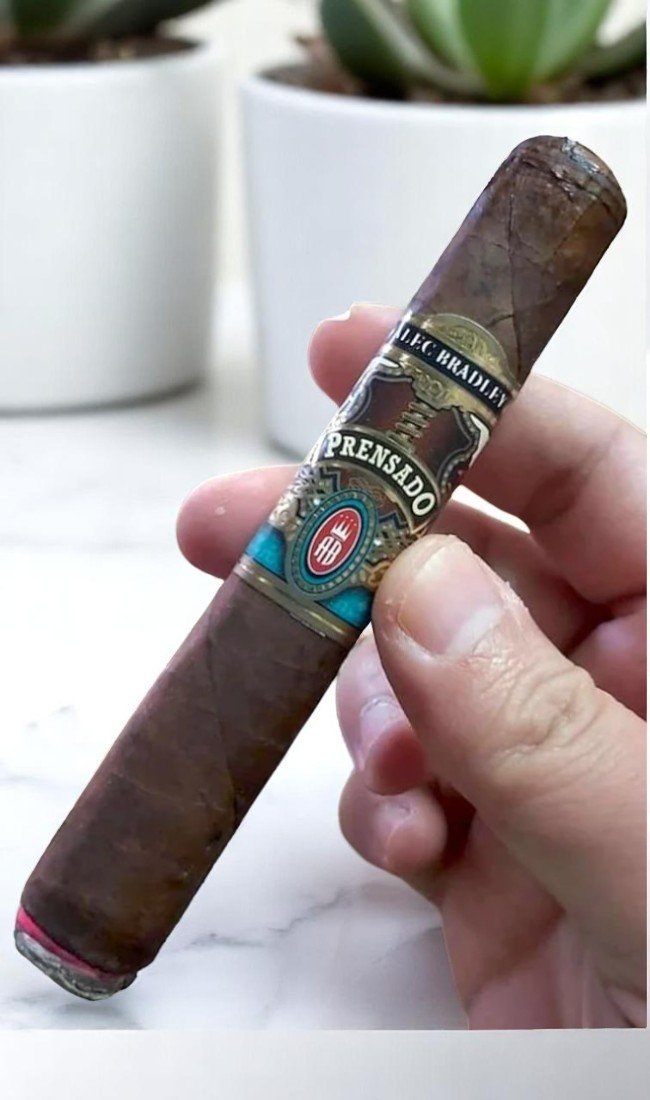 Alec Bradley Prensado รสเข้มข้นที่คุณต้องลอง 🔥