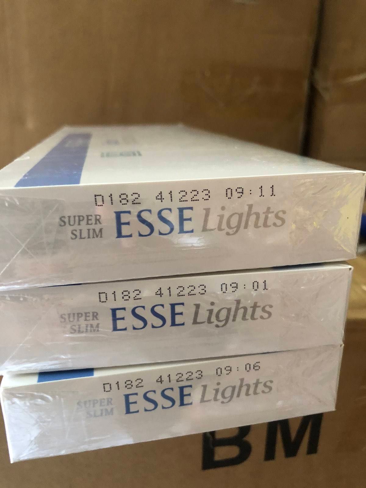 บุหรี่ นำเข้าจากเกาหลี Esse Lights Slim