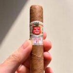 Hoyo De Monterrey Epicure No.2 4.8*50 (25มวน)