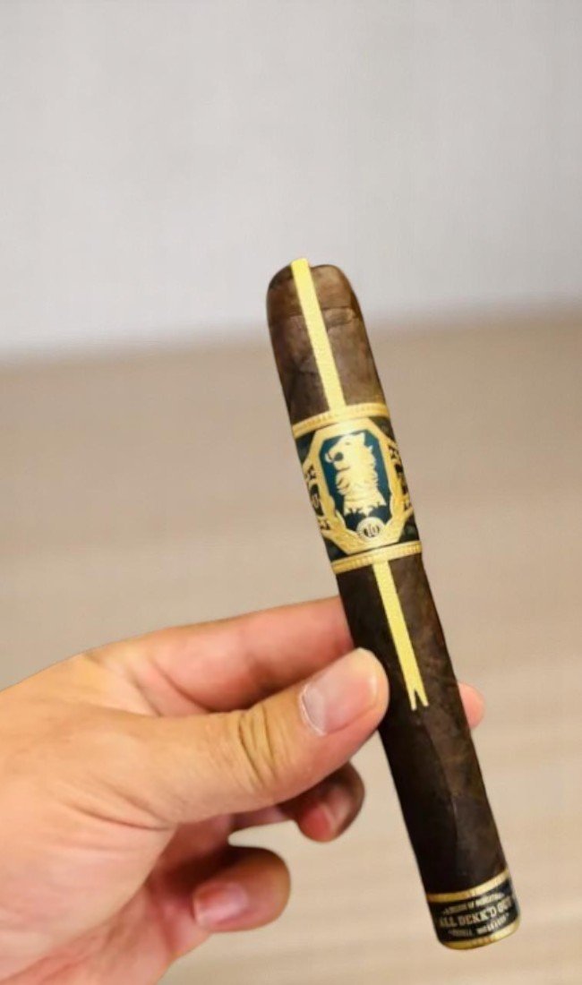 Liga Undercrown 10 Toro 6*52 (25 มวน)